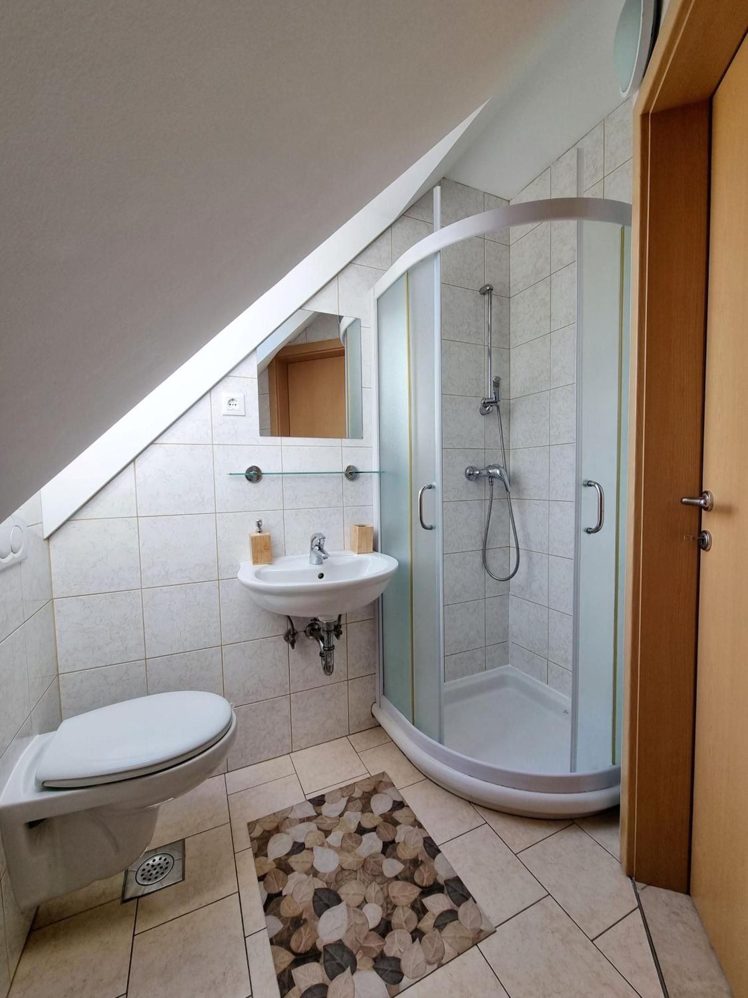Apartmaji Pri Ticelnu *