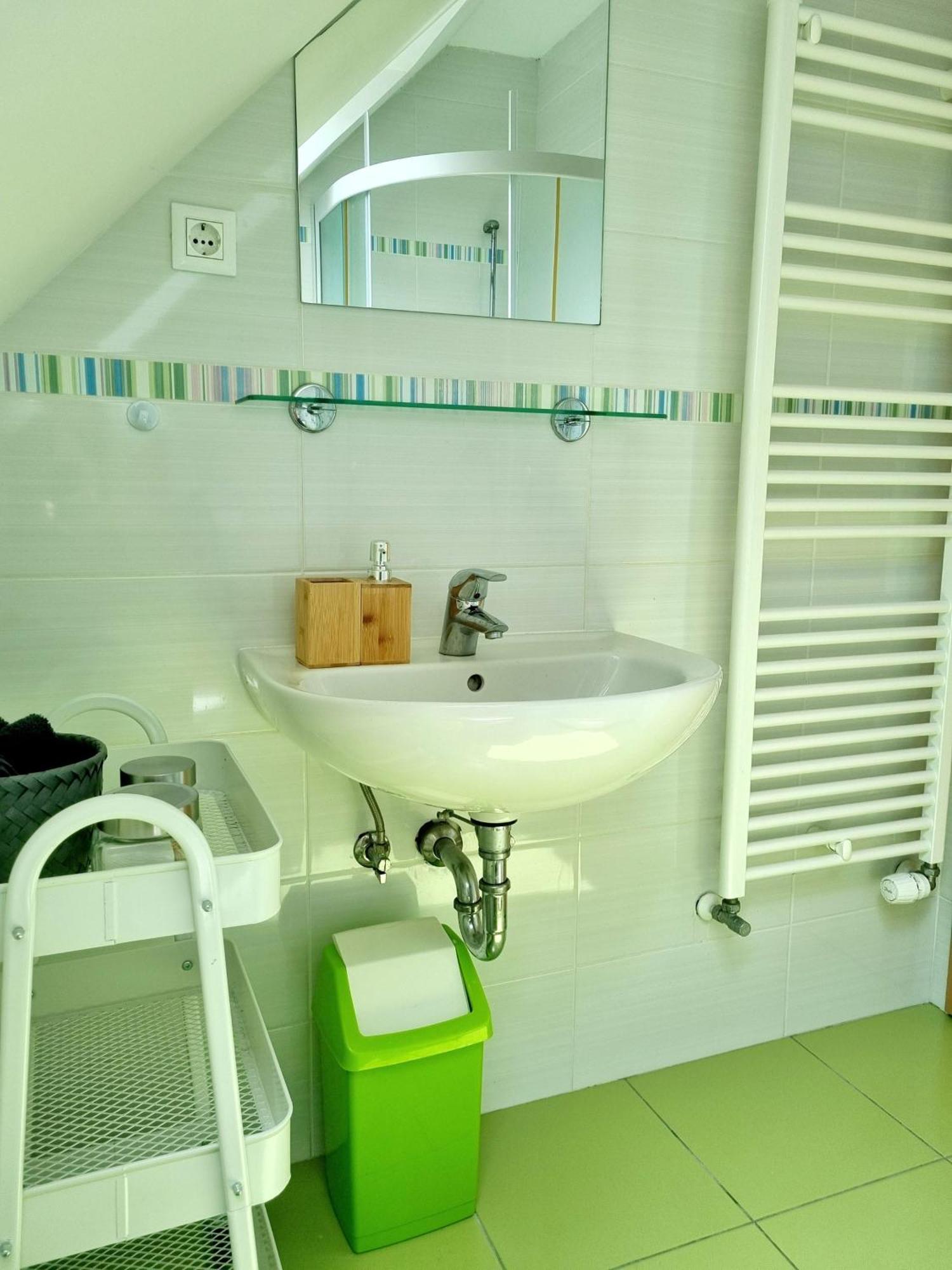 Apartmaji Pri Ticelnu Apartment
